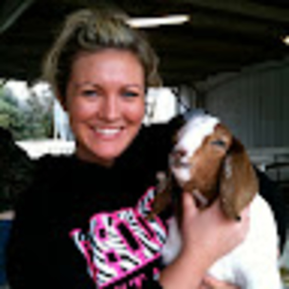 Meet your Posher, Danee